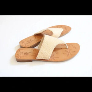 AK2 Anne Klein sandals